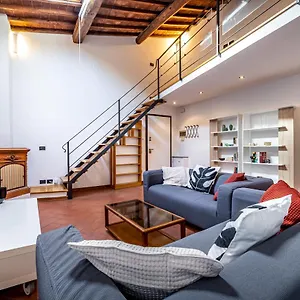 Yid Vellutini Apartment