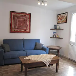 Santa Croce Apartment